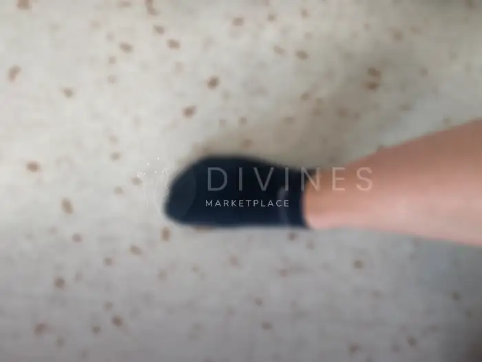 en chaussette au travail