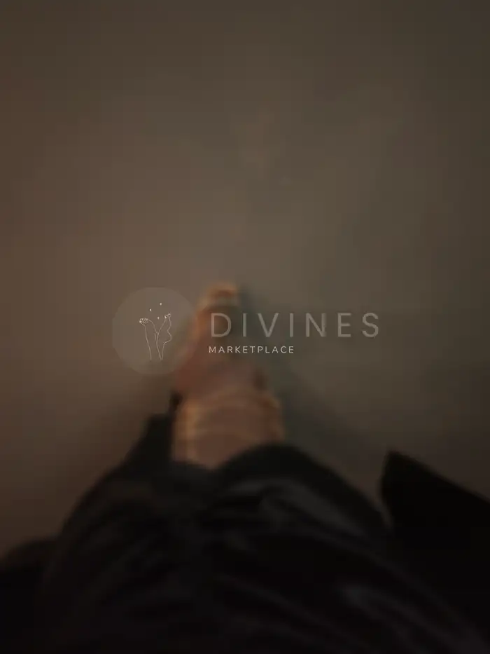 This foot? This leg!