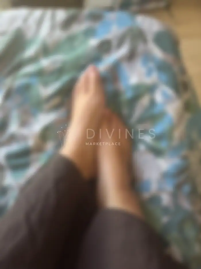 pieds nus après la douche