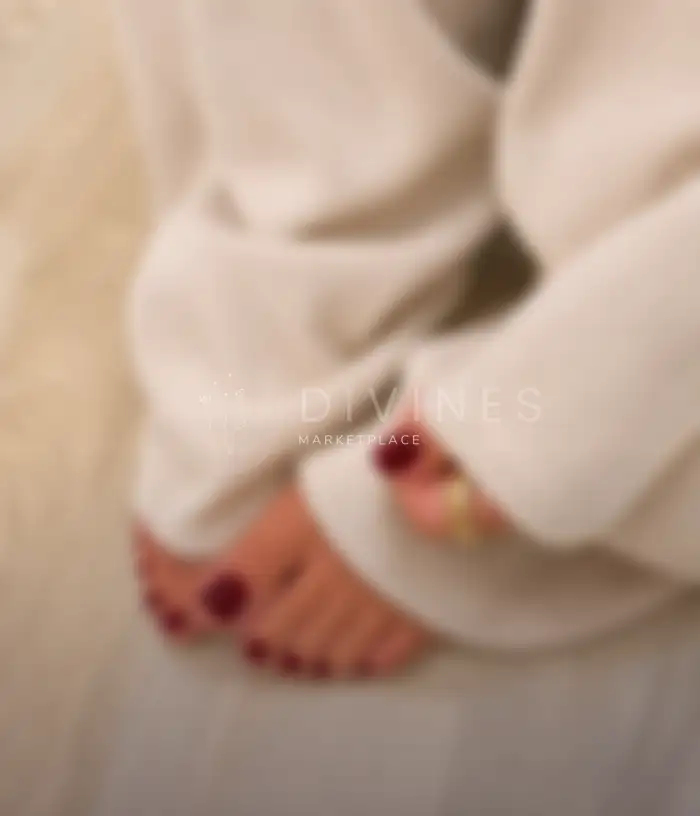 Pieds verni rouge