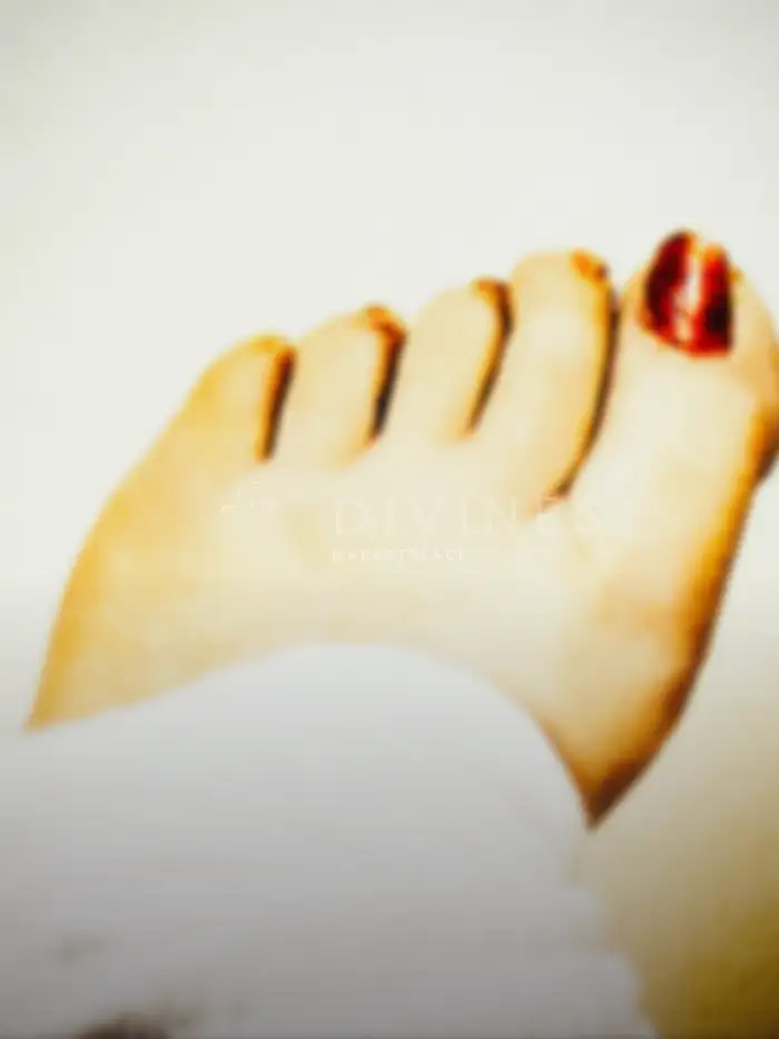Lumière sur pieds enveloppé d'un plaid